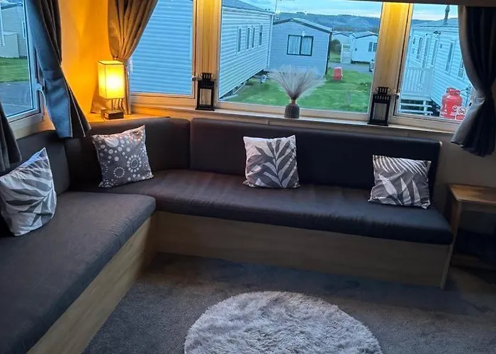 15 Maple Rise Ferienpark *