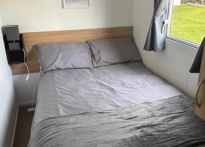 15 Maple Rise Ferienpark Gristhorpe