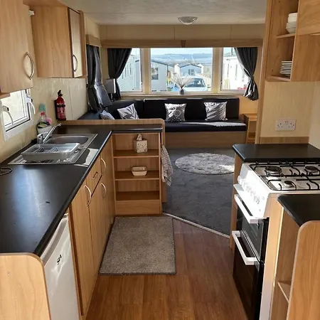 假日公园 15 Maple Rise