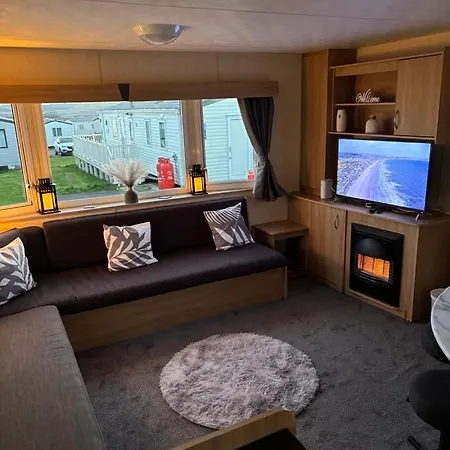 15 Maple Rise Gristhorpe